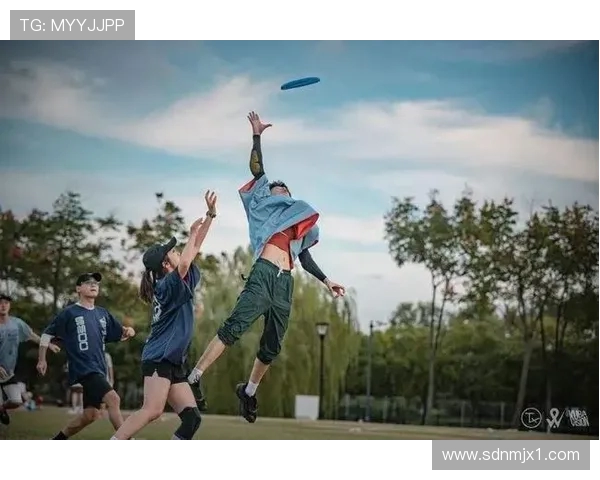 广州飞盘队在滑板精英赛中的战术表现深度分析与点评